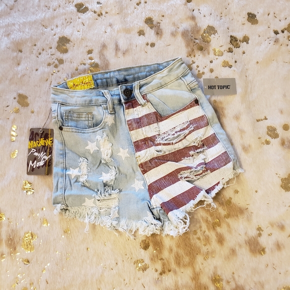 Hot Topic Pants - NWT Machine Distressed Flag Jean Shorts 26/S